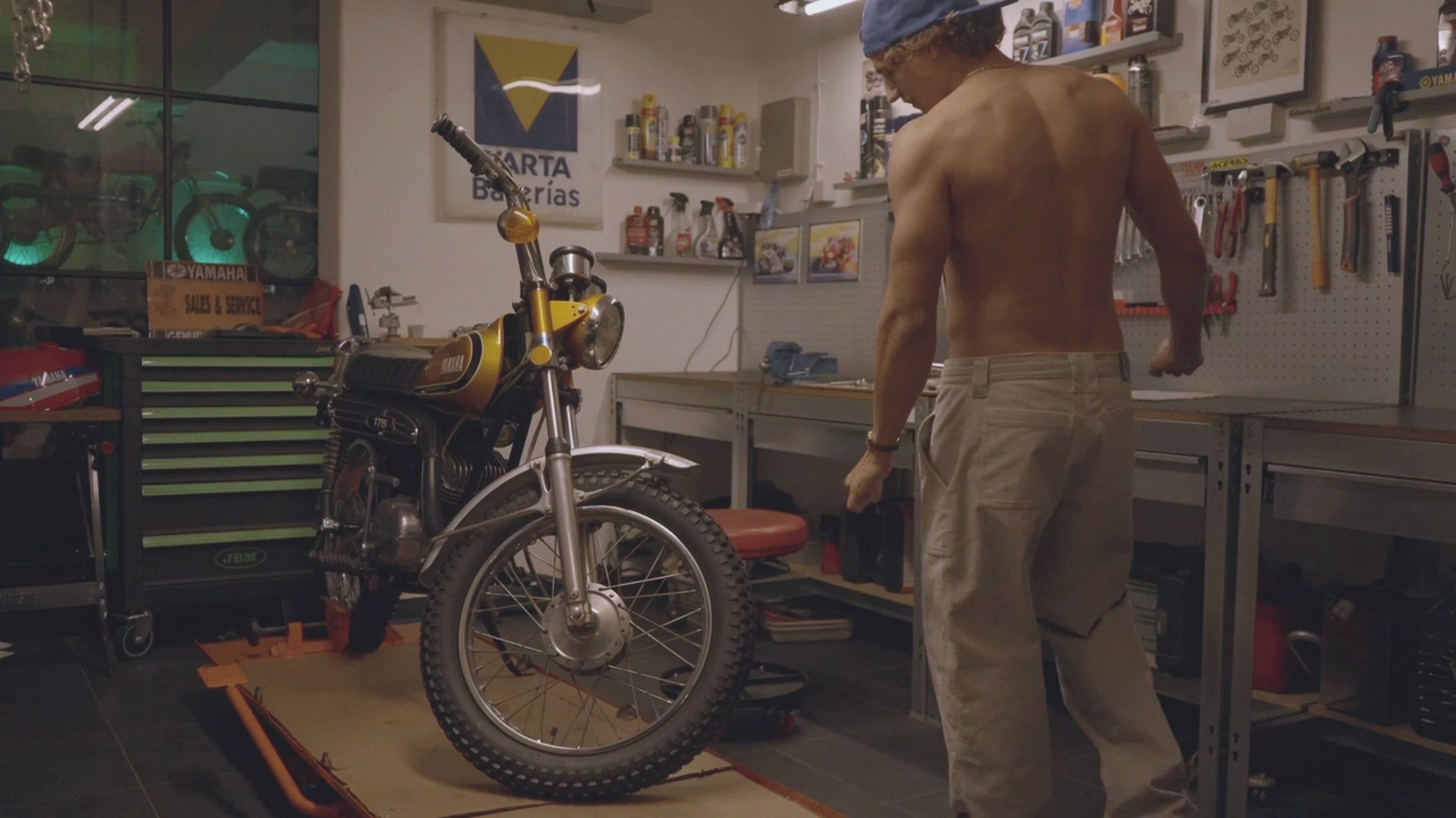 Load video: 